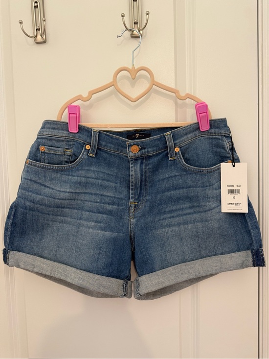 7 For All Mankind Pants - 7 for all mankind Classic Mid-Wash Denim Roll-Cuff Women’s Shorts NWT Size 30